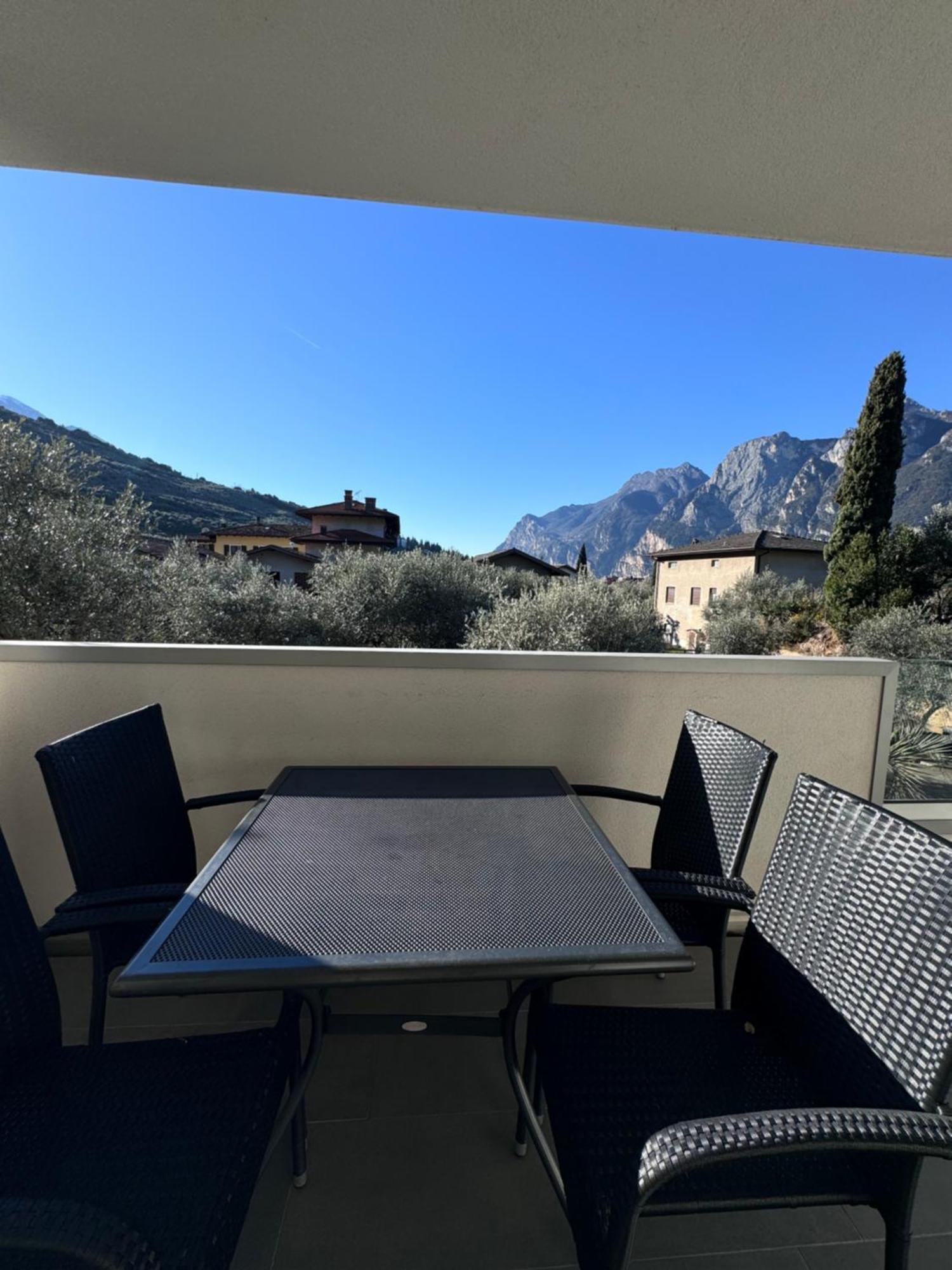 Oleeva Apartment Riva del Garda Esterno foto