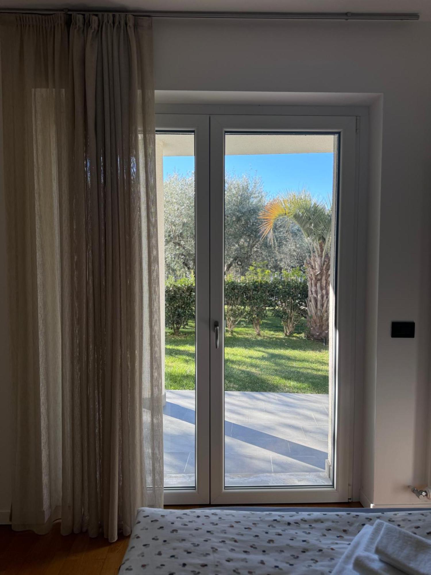 Oleeva Apartment Riva del Garda Esterno foto
