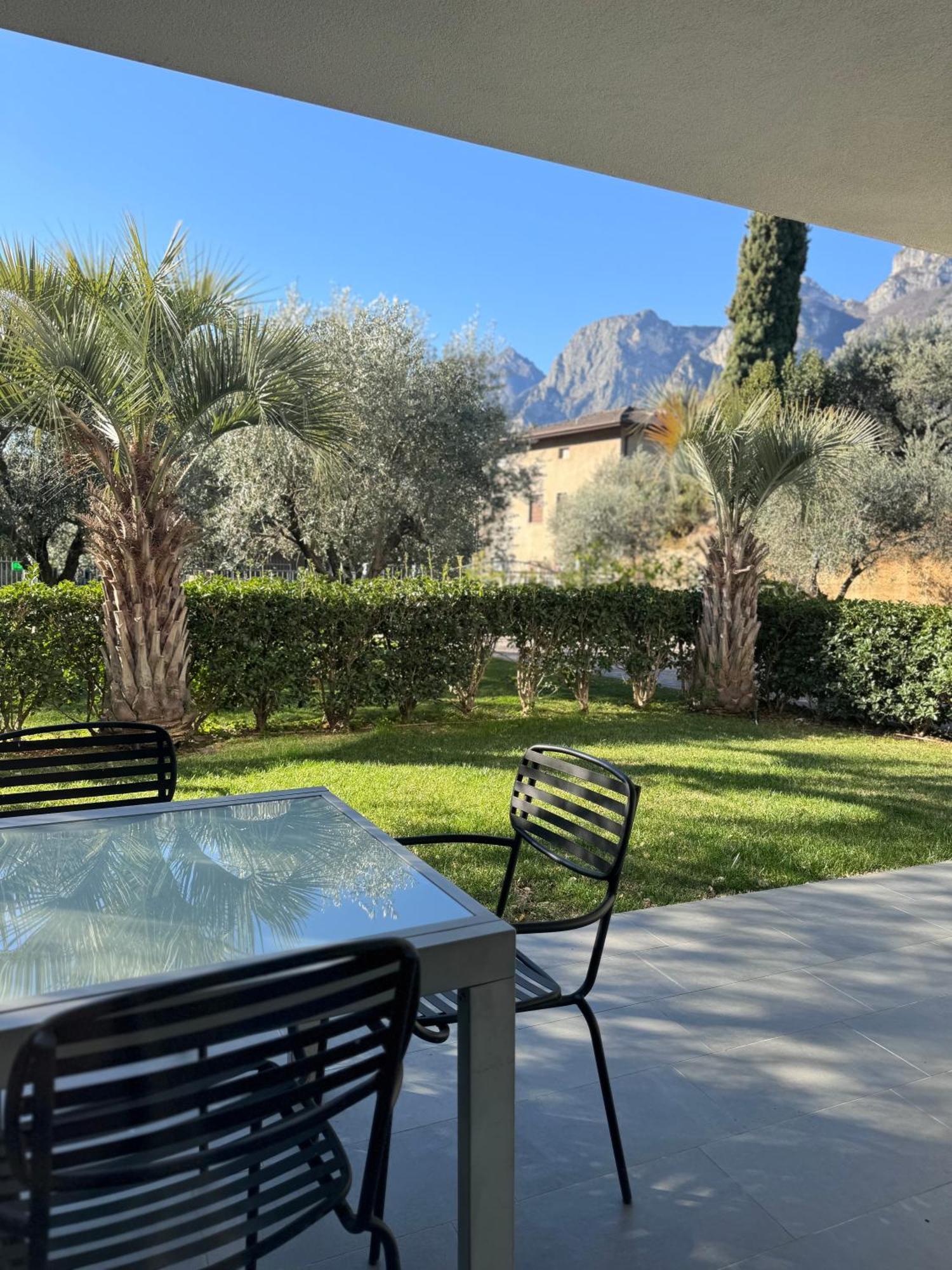 Oleeva Apartment Riva del Garda Esterno foto